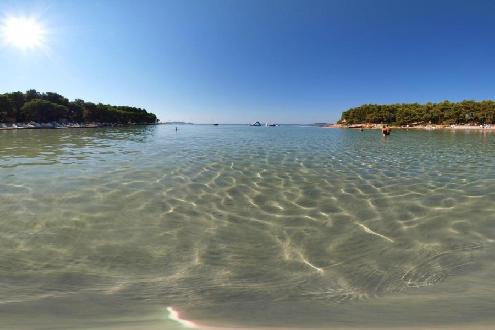 PINEBEACHMH-0_2yh7wy.jpg